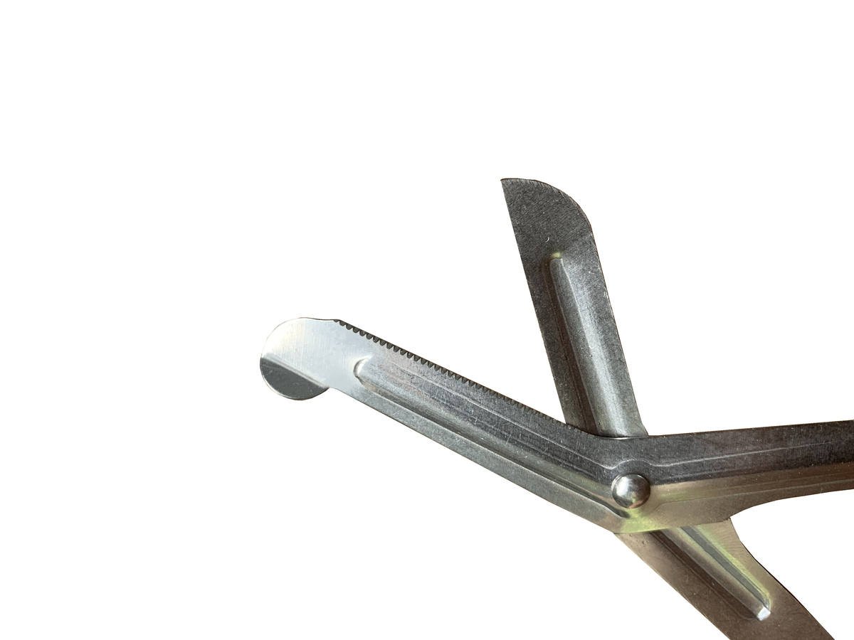 High-Quality Bandage Scissors Surgical Grade Stainless Steel - Image 2